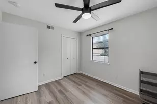 1421 S 12th St, Waco, TX 76706 - Photo 13