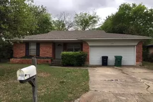 1705 Crescent St, Denton, TX 76201 - Photo 1