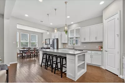 713 Rous Falls Drive, McKinney, TX 75071 - Photo 9