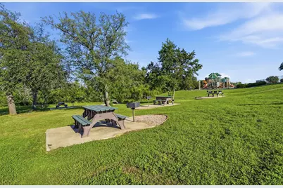 6620 Muirfield Drive, Cleburne, TX 76033 - Photo 17