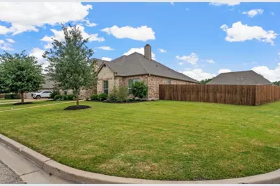 1013 Steamboat Drive, Hewitt, TX 76643 - Photo 5