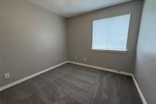 616 N 7th St, Midlothian, TX 76065 - Photo 9