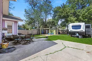 1212 Lilac St, Fort Worth, TX 76110 - Photo 23