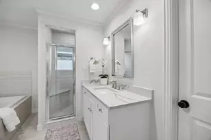 7704 Lemmonwood Dr, Dallas, TX 75231 - Photo 23