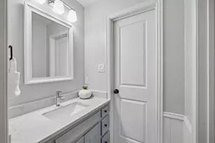 7704 Lemmonwood Dr, Dallas, TX 75231 - Photo 27