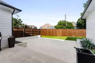 520 Dooley Ct, Grapevine, TX 76051 - Photo 35