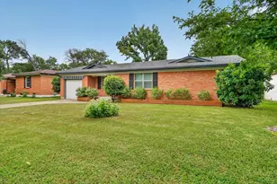 1008 Zelda Dr, Hurst, TX 76053 - Photo 3