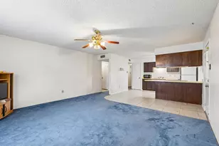 122 Cimarron Ln, Arlington, TX 76014 - Photo 9