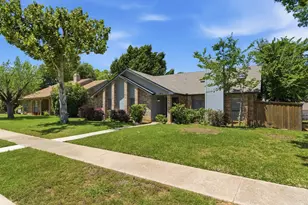 2816 Chelsea Ln, Flower Mound, TX 75028 - Photo 3