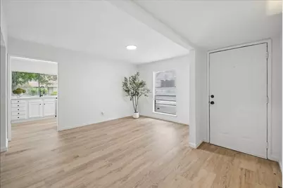7101 Hardwood Trail, Dallas, TX 75249 - Photo 5