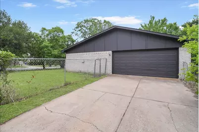 7101 Hardwood Trail, Dallas, TX 75249 - Photo 27