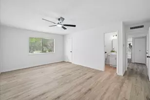 7101 Hardwood Trail, Dallas, TX 75249 - Photo 17
