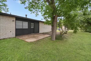 7101 Hardwood Trail, Dallas, TX 75249 - Photo 25