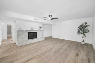 7101 Hardwood Trail, Dallas, TX 75249 - Photo 13