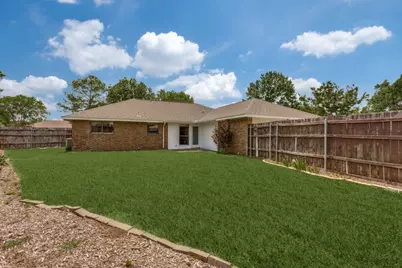926 Hillside Lane, Flower Mound, TX 75028 - Photo 11