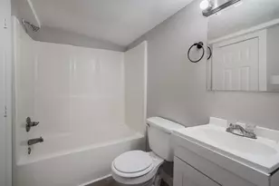 627 E Pacific St, Sherman, TX 75090 - Photo 23