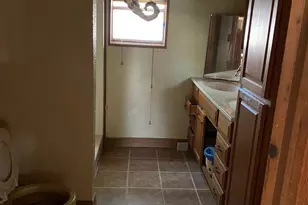 501 N Lincoln Ave, Electra, TX 76360 - Photo 13