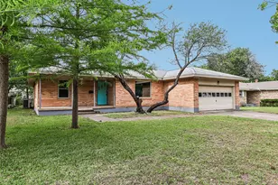318 Harman St, Duncanville, TX 75116 - Photo 17