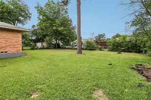 318 Harman St, Duncanville, TX 75116 - Photo 15