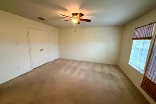 2201 Southridge Ln, Sherman, TX 75092 - Photo 11