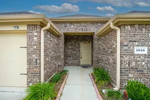 1010 Branding Iron Ln, Princeton, TX 75407 - Photo 3
