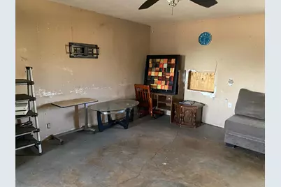 501 N Lincoln Avenue, Electra, TX 76360 - Photo 5