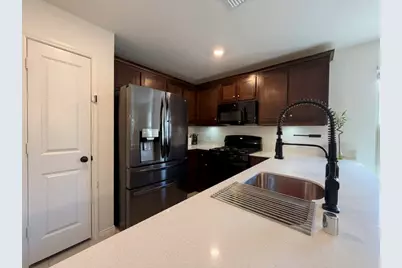 14033 Earlham Street, Pilot Point, TX 76258 - Photo 19