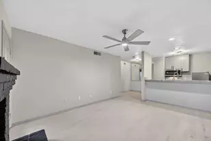 1810 N Garrett Ave, Dallas, TX 75206 - Photo 1