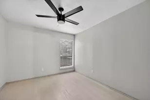 1810 N Garrett Ave, Dallas, TX 75206 - Photo 7