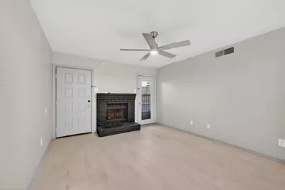 1810 N Garrett Avenue #124, Dallas, TX 75206 - Photo 3