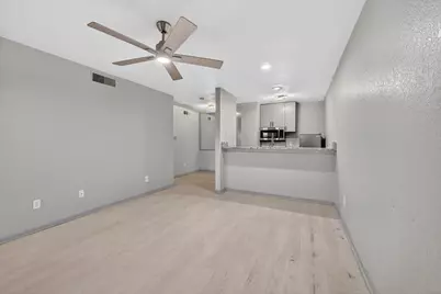 1810 N Garrett Avenue #124, Dallas, TX 75206 - Photo 1