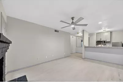 1810 N Garrett Avenue #124, Dallas, TX 75206 - Photo 3
