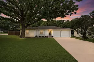 1407 Donley Dr, Euless, TX 76039 - Photo 31