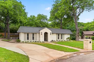 1512 Northcrest Ct, Fort Worth, TX 76107 - Photo 3