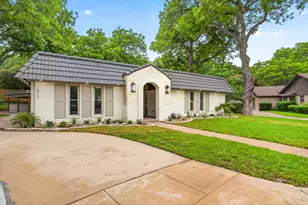 1512 Northcrest Ct, Fort Worth, TX 76107 - Photo 3