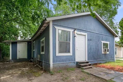2118 W 12th Avenue, Corsicana, TX 75110 - Photo 1