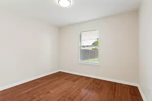 7305 S Meadow Dr E, Fort Worth, TX 76133 - Photo 17
