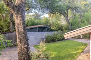 8571 Eustis Ave, Dallas, TX 75218 - Photo 37