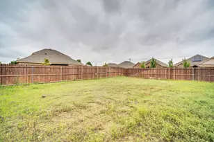 1219 Fairbanks Dr, Ennis, TX 75119 - Photo 15