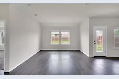 1219 Fairbanks Drive, Ennis, TX 75119 - Photo 3