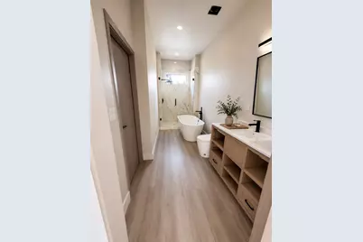 4909 Elysian Street #F, Houston, TX 77009 - Photo 9