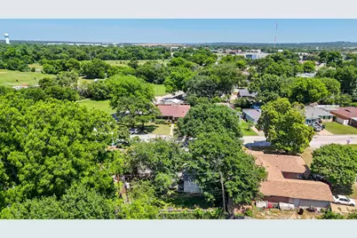 2125 Elton Road, Haltom City, TX 76117 - Photo 9