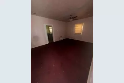 417 W Brooklyn Avenue, Dallas, TX 75208 - Photo 3