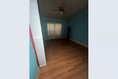 417 W Brooklyn Avenue, Dallas, TX 75208 - Photo 11