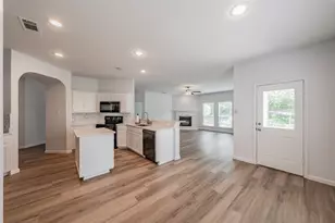 3217 Florian Ln, Fort Worth, TX 76108 - Photo 9