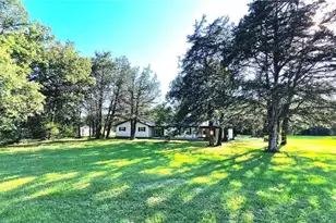 108 Co Rd 1102, Streetman, TX 75859 - Photo 1