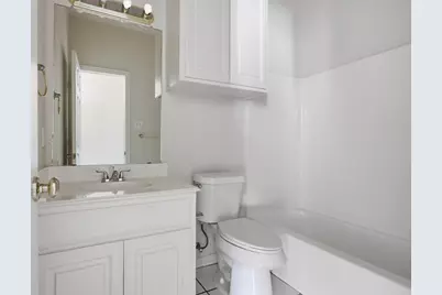 121 Wildwood Court #300, Grapevine, TX 76051 - Photo 11
