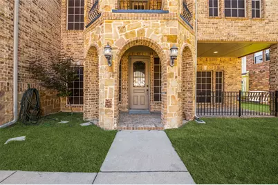 7028 Playa, Grand Prairie, TX 75054 - Photo 3