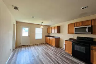 1829 Nightingale Dr, Aubrey, TX 76227 - Photo 3