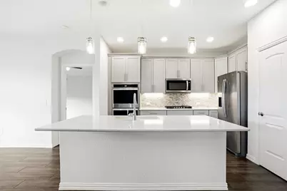 6513 Woodmere Court, Denton, TX 76226 - Photo 5